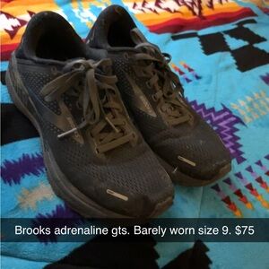 Brooks Adrenaline GTS Black Sneakers